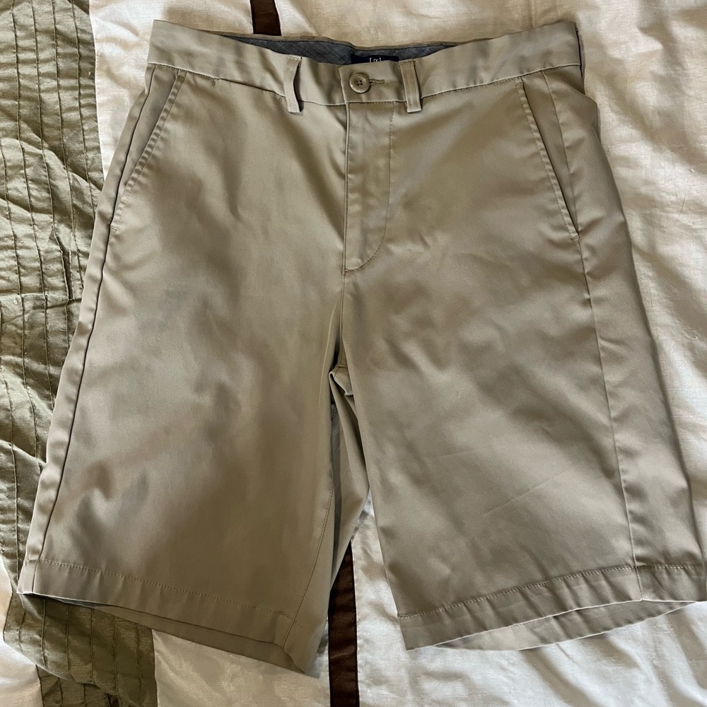 Men’s Khaki Shorts